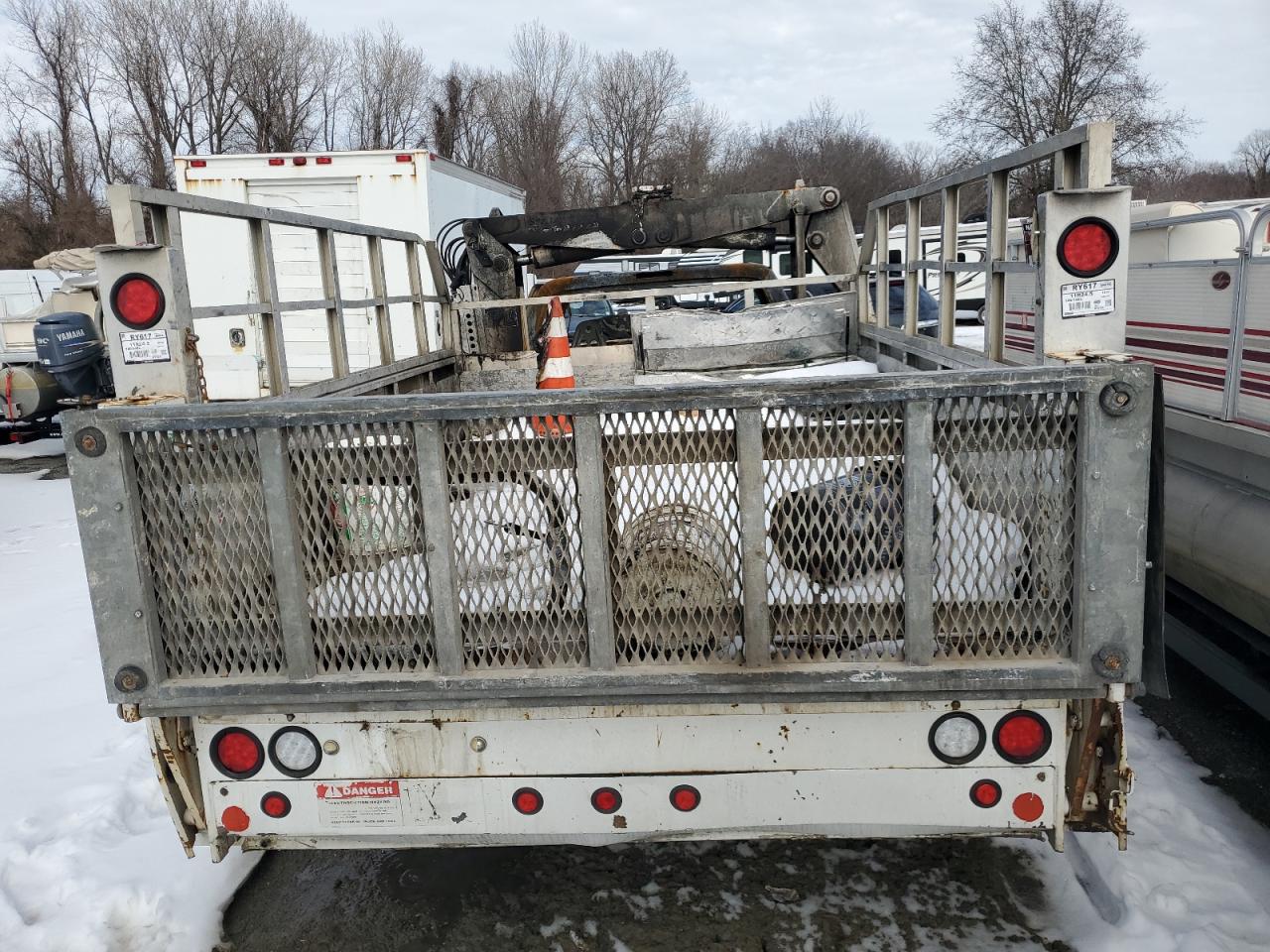 2008 Ford F450 - Image 6