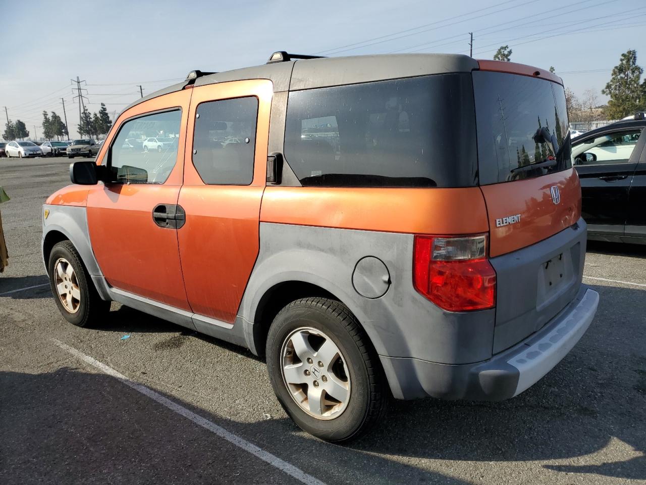2004 Honda Element - Image 2