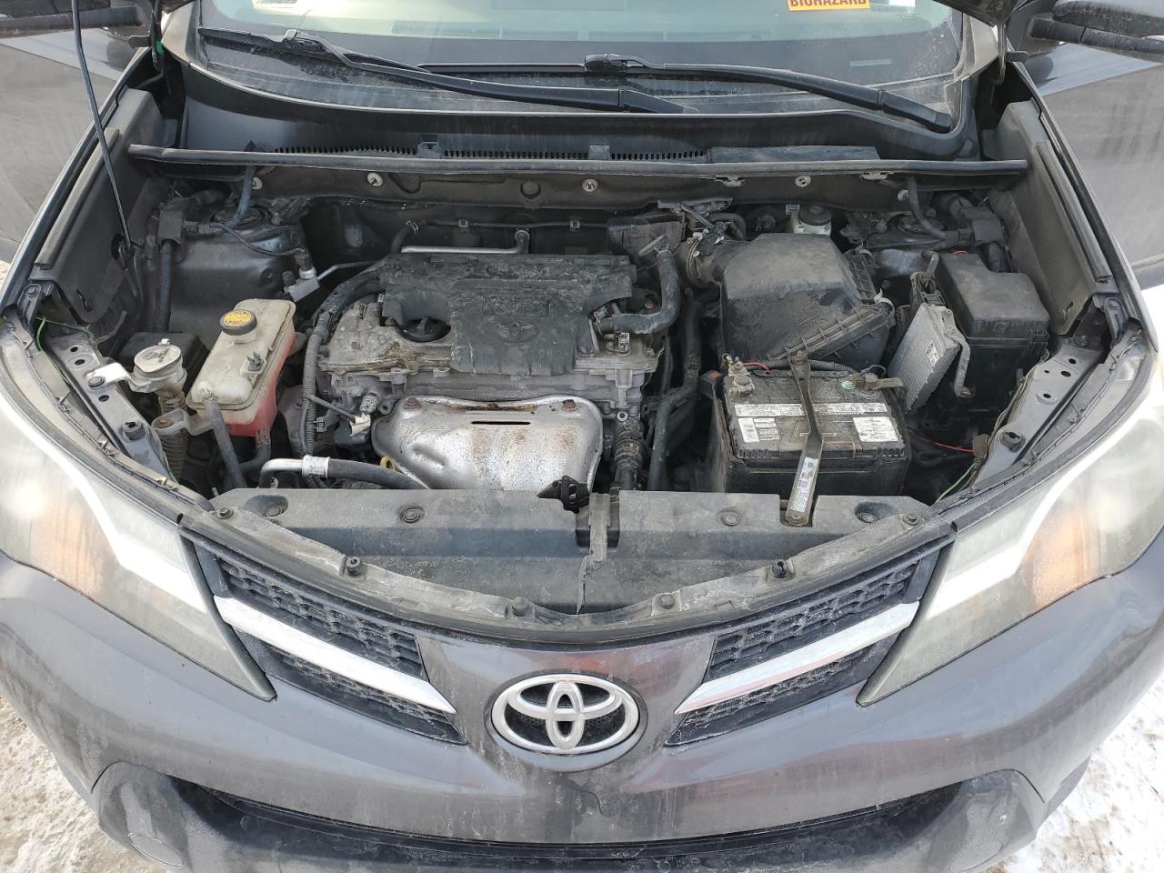 2015 Toyota RAV 4 - Image 12