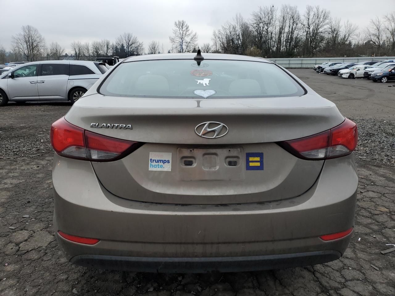 2014 Hyundai Elantra - Image 6