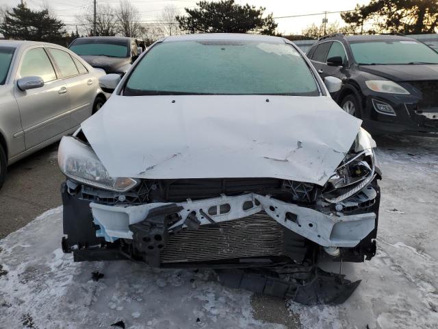  FORD FOCUS 2015 Белый