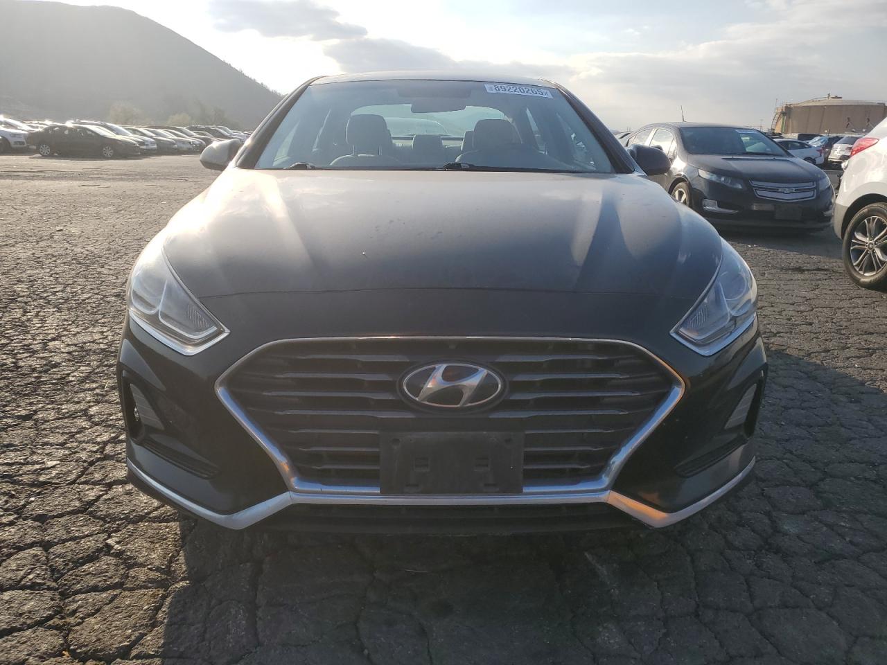 2019 Hyundai Sonata - Image 5