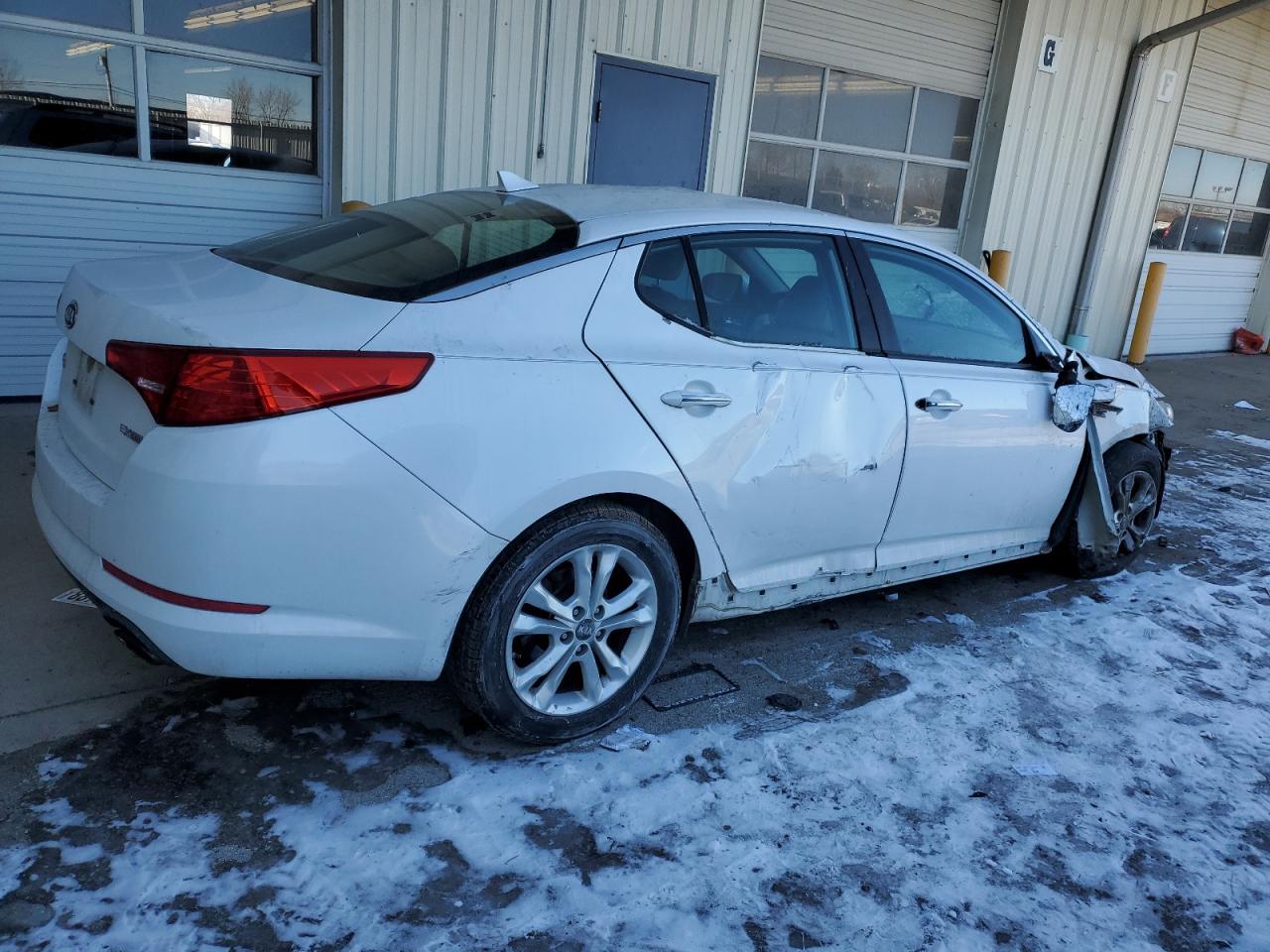 2011 Kia Optima - Image 3