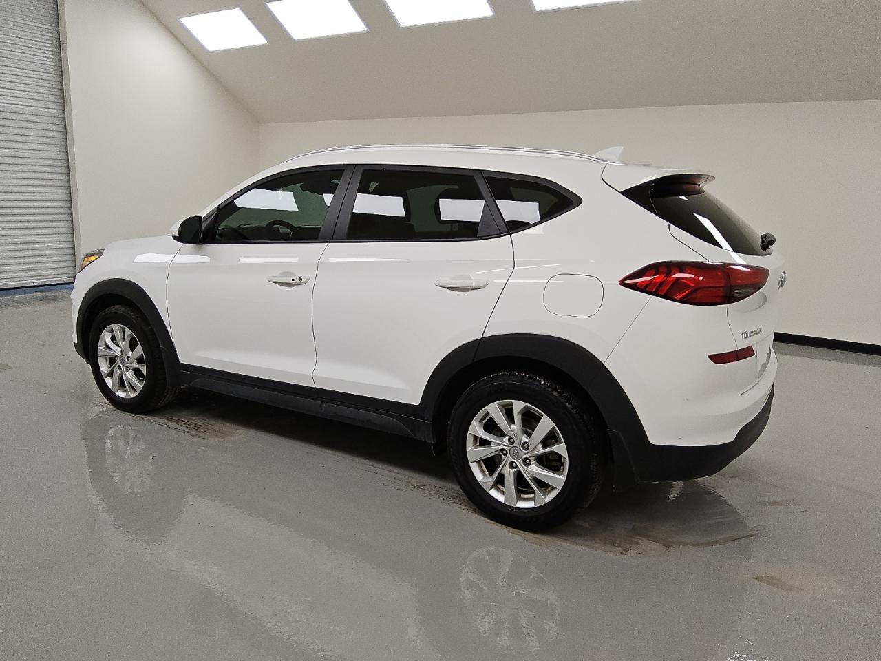 2021 Hyundai Tucson - Image 2