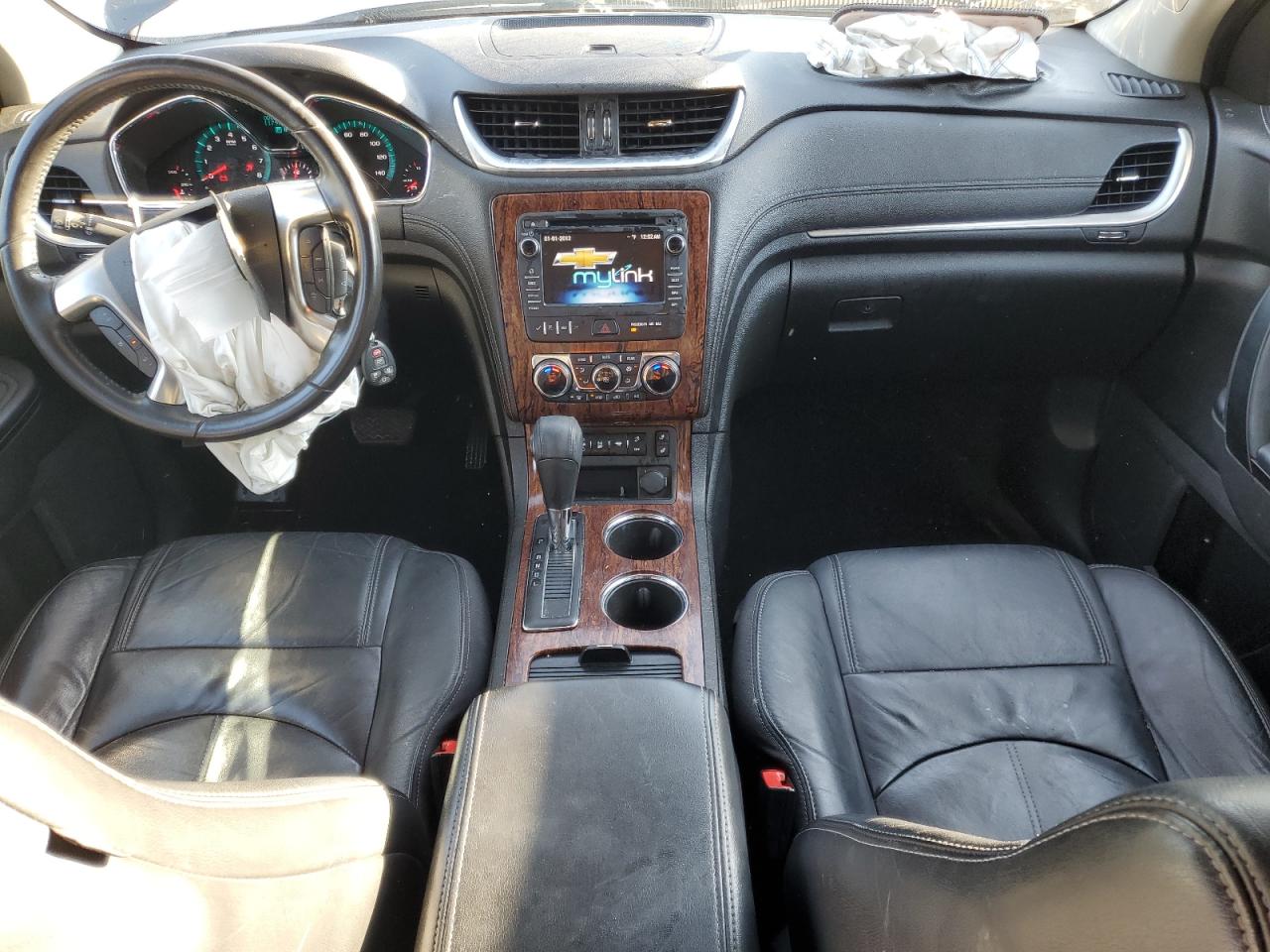 2014 Chevrolet Traverse - Image 8