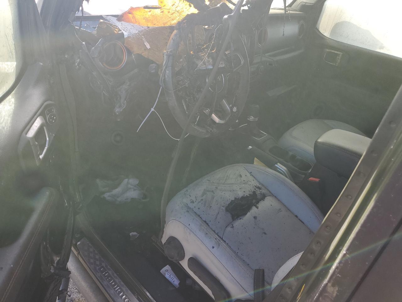 2021 Jeep Gladiator - Image 8