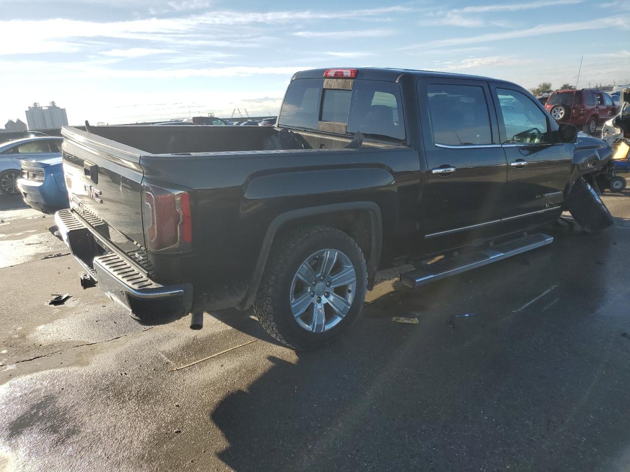2018 GMC Sierra - Image 3