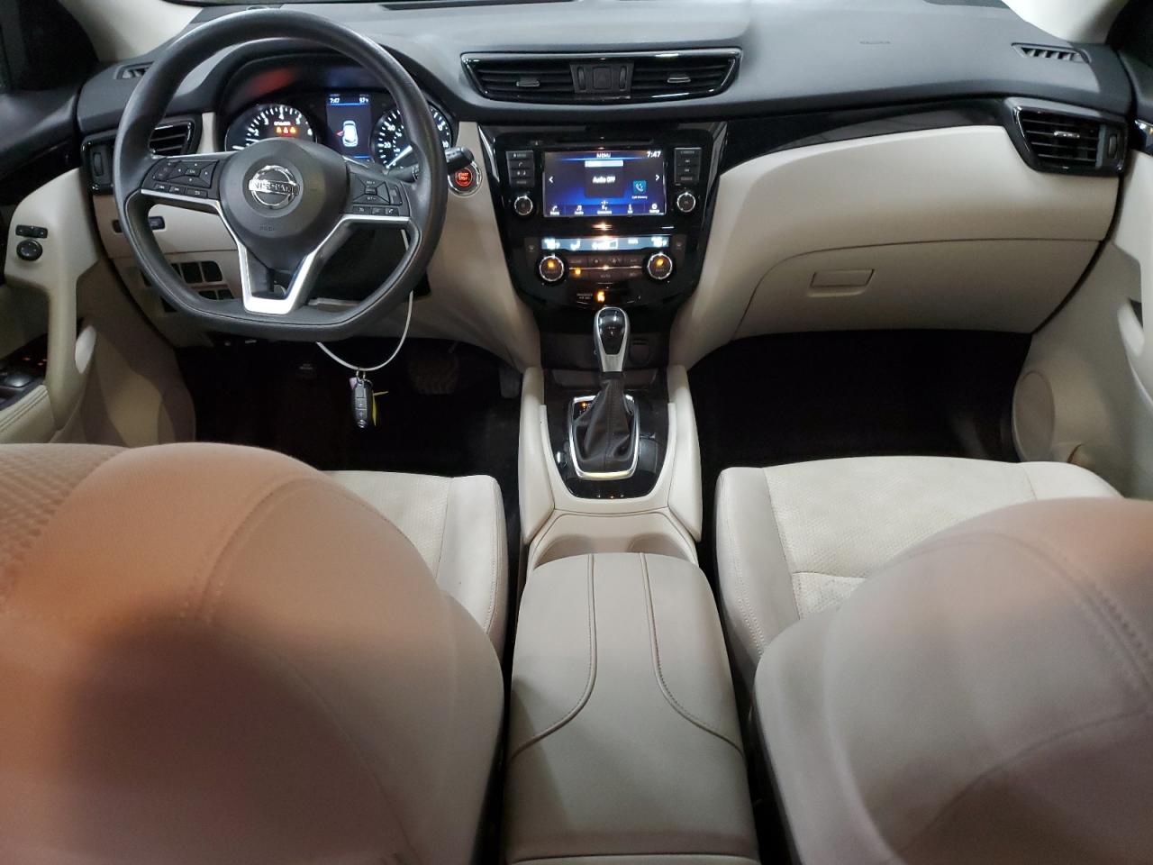 2019 Nissan Rogue - Image 8