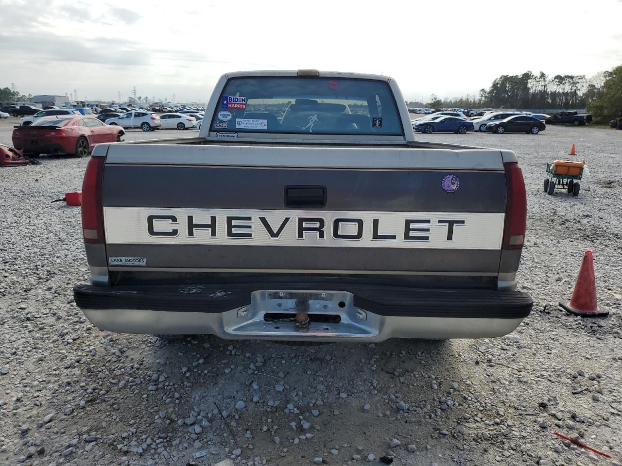 1992 Chevrolet Gmt-400 C1500 VIN: 2GCEC19K2N1266252 Lot: 87077504