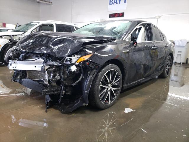 TOYOTA CAMRY 2021