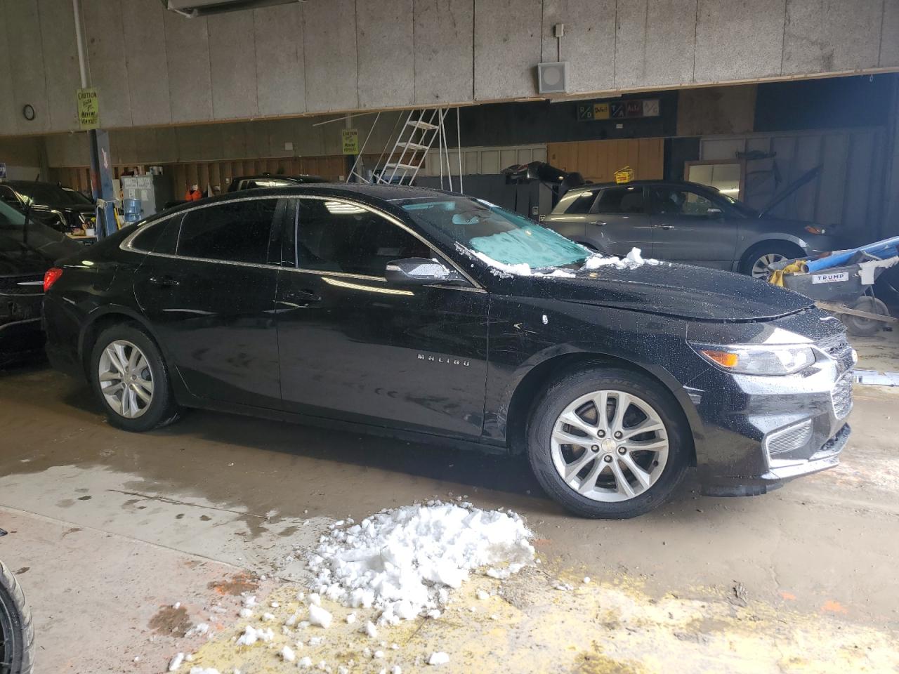 2018 Chevrolet Malibu - Image 4