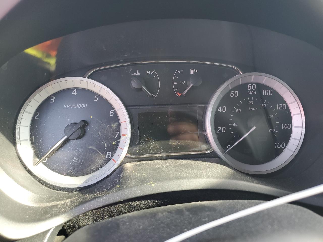 2014 Nissan Sentra - Image 9