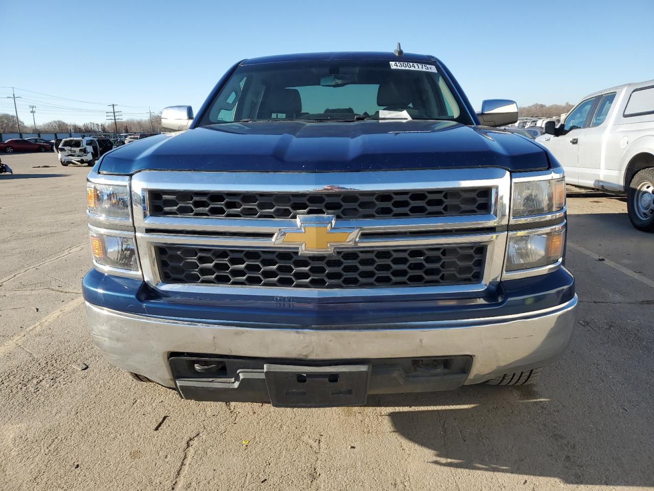 2015 Chevrolet Silverado - Image 5
