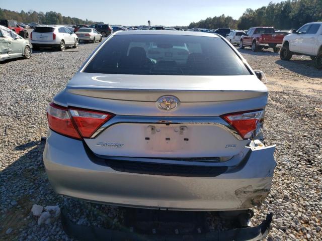  TOYOTA CAMRY 2015 Srebrny