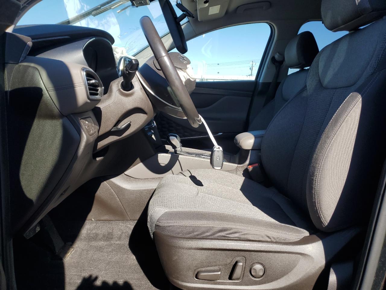 2020 Hyundai Santa Fe - Image 7