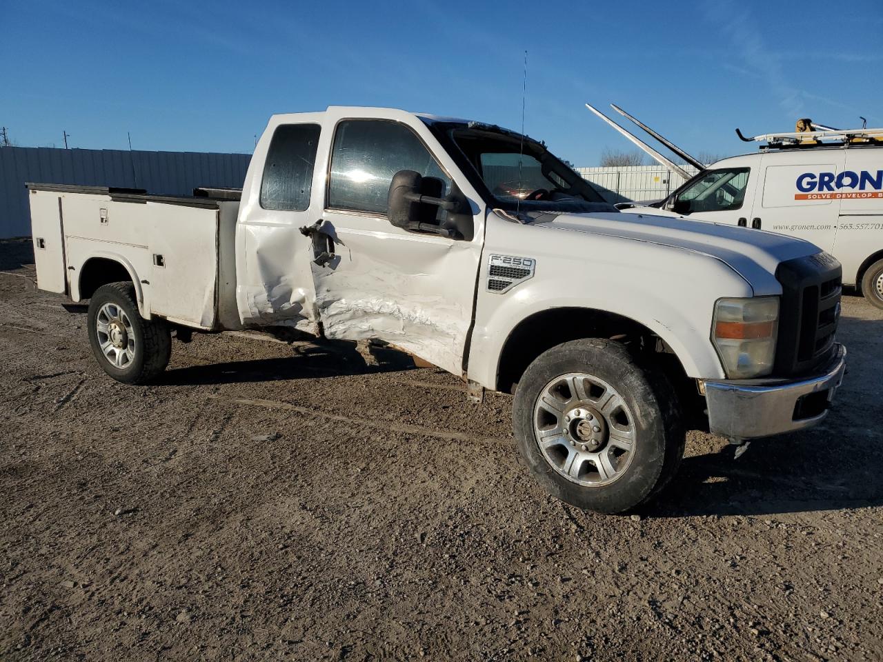 2009 Ford F250 - Image 4
