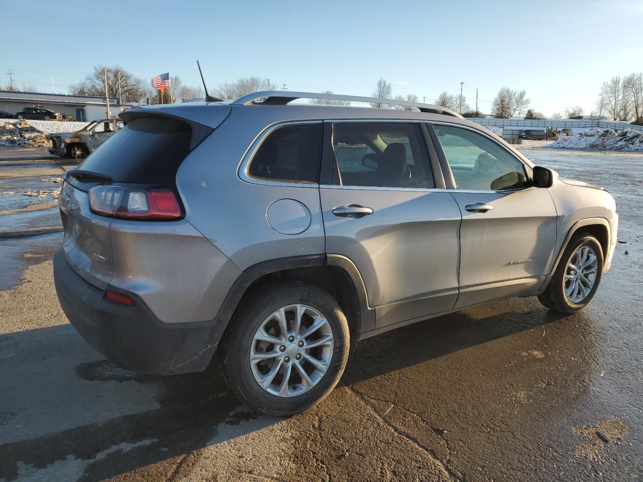 2019 Jeep Grand Cherokee - Image 3
