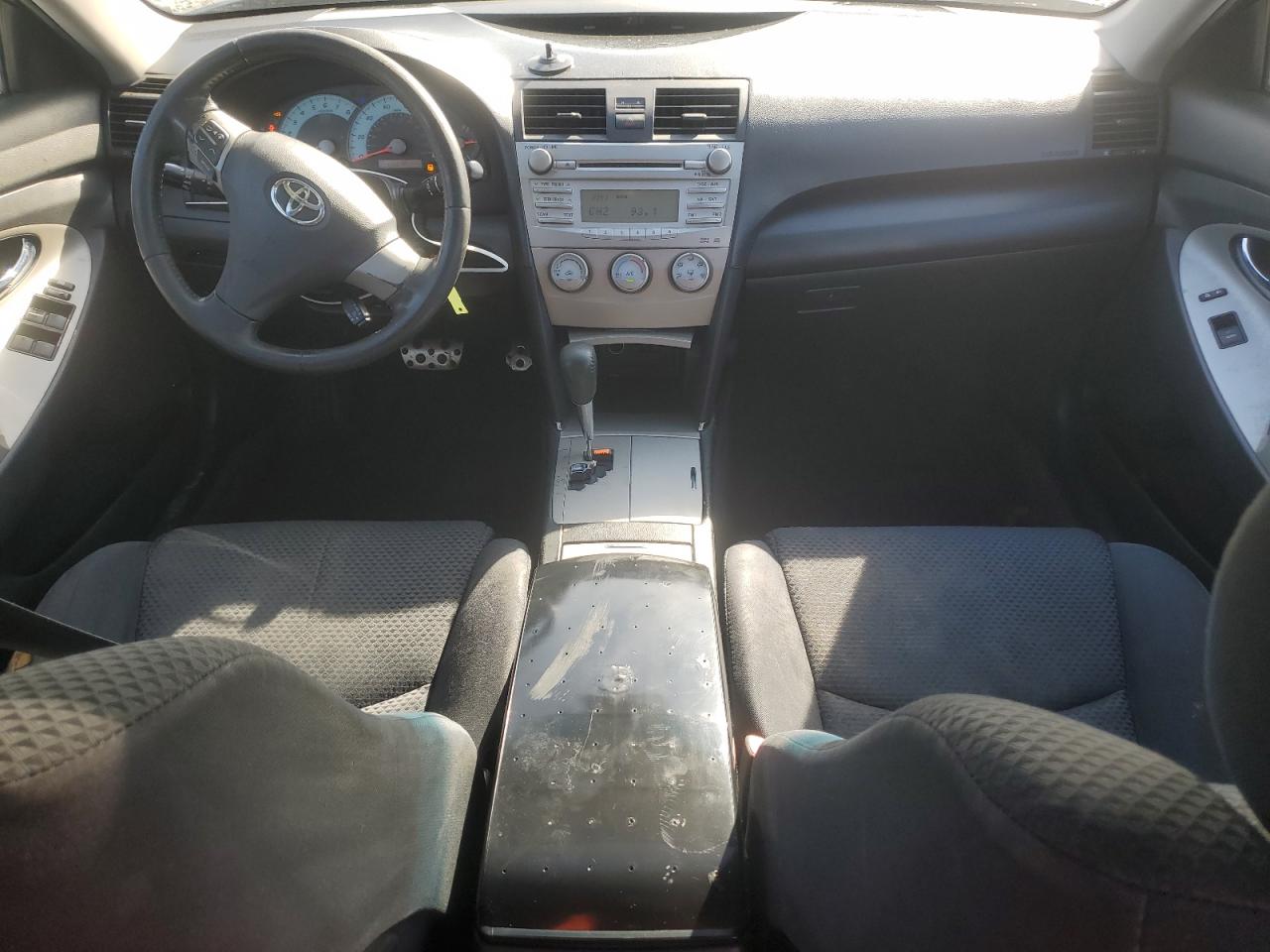 2011 Toyota Camry - Image 8