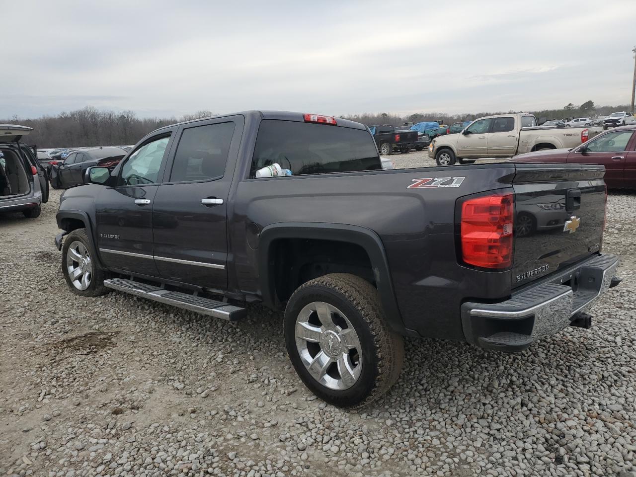 2014 Chevrolet Silverado - Image 2
