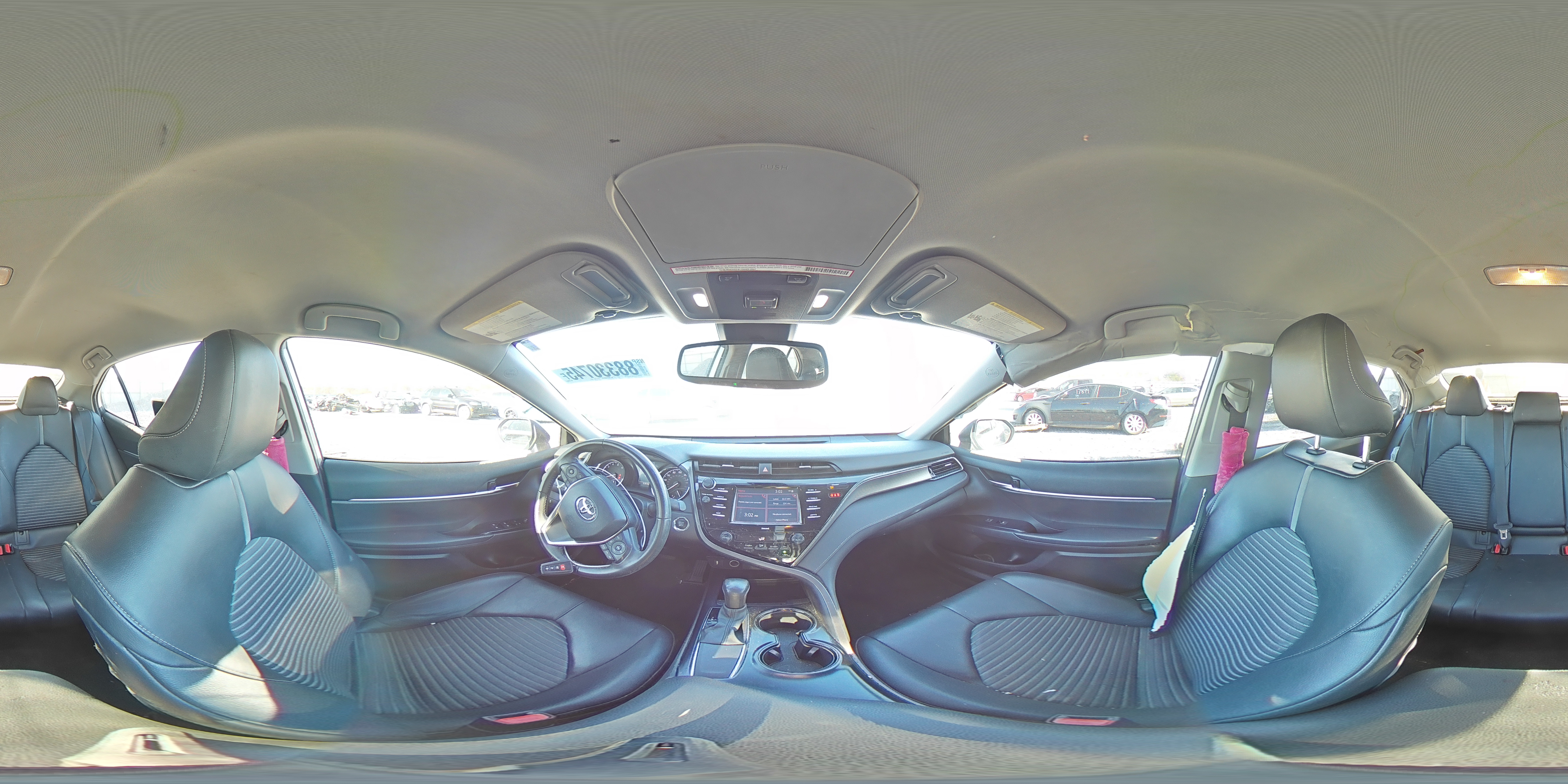 2020 Toyota Camry - Image 13