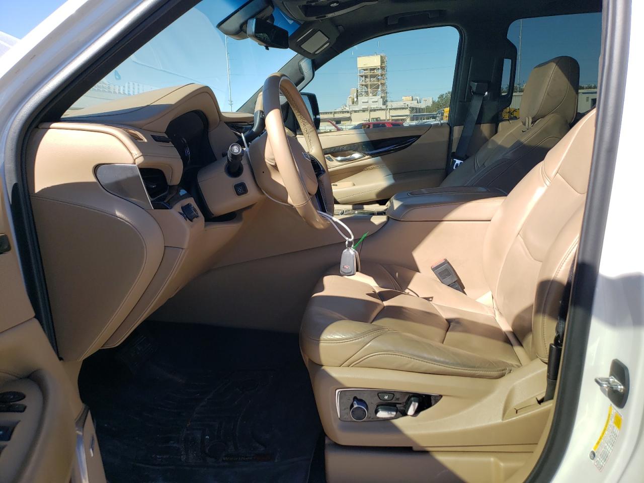 2019 Cadillac Escalade - Image 7