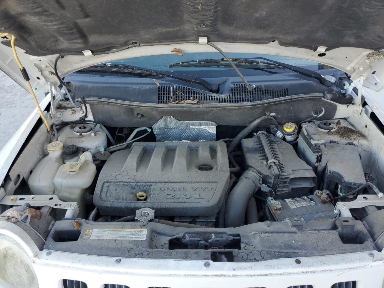 2010 Jeep Compass - Image 11