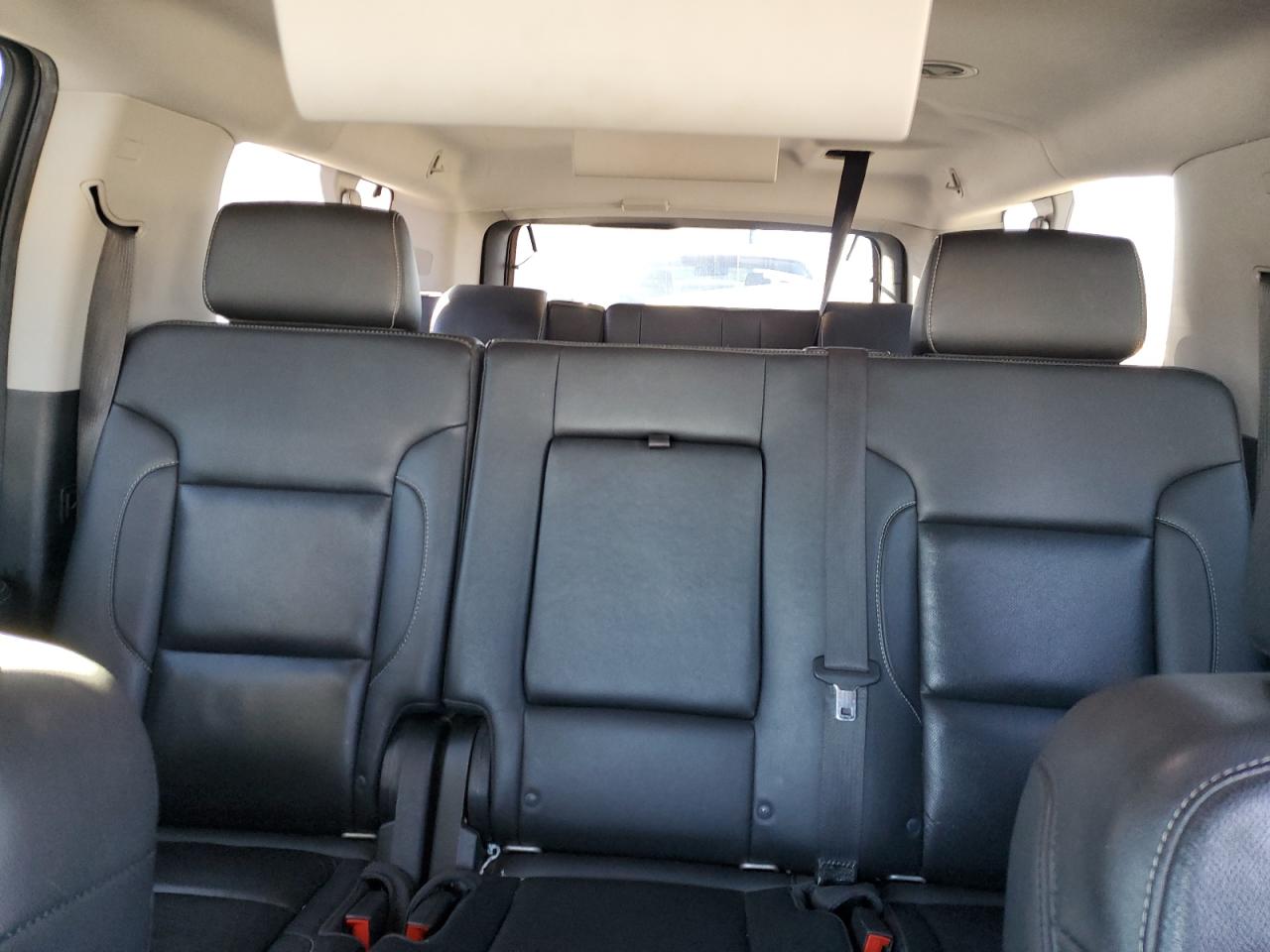 2018 GMC Yukon - Image 10