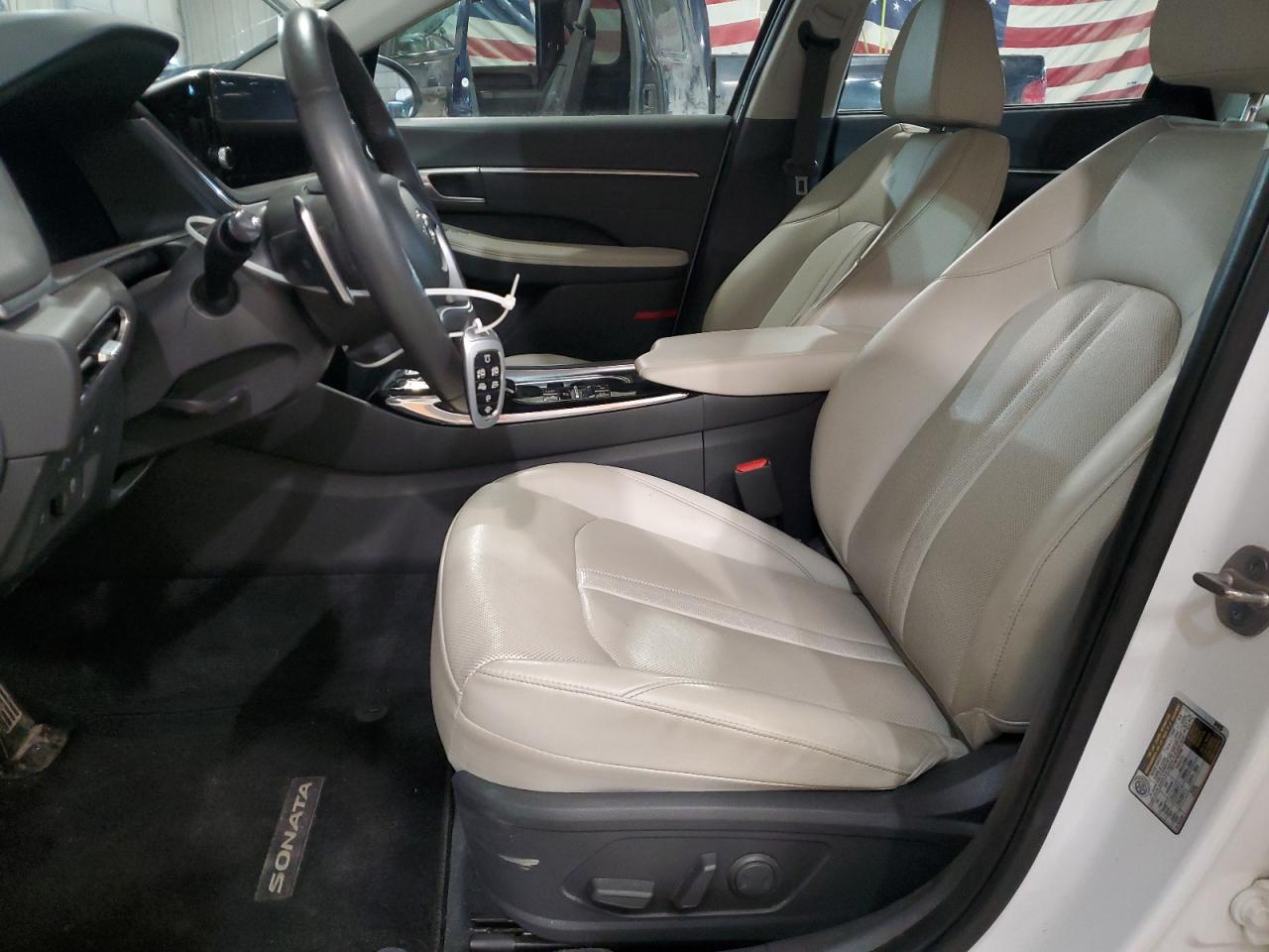 2023 Hyundai Sonata - Image 7