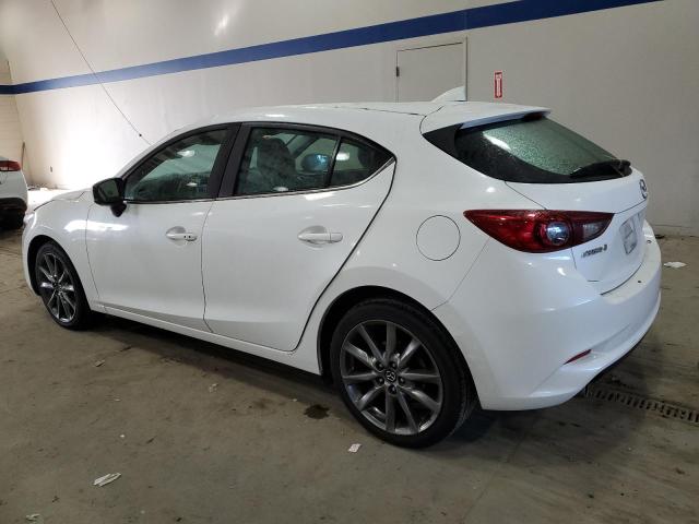  MAZDA 3 2018 Белый