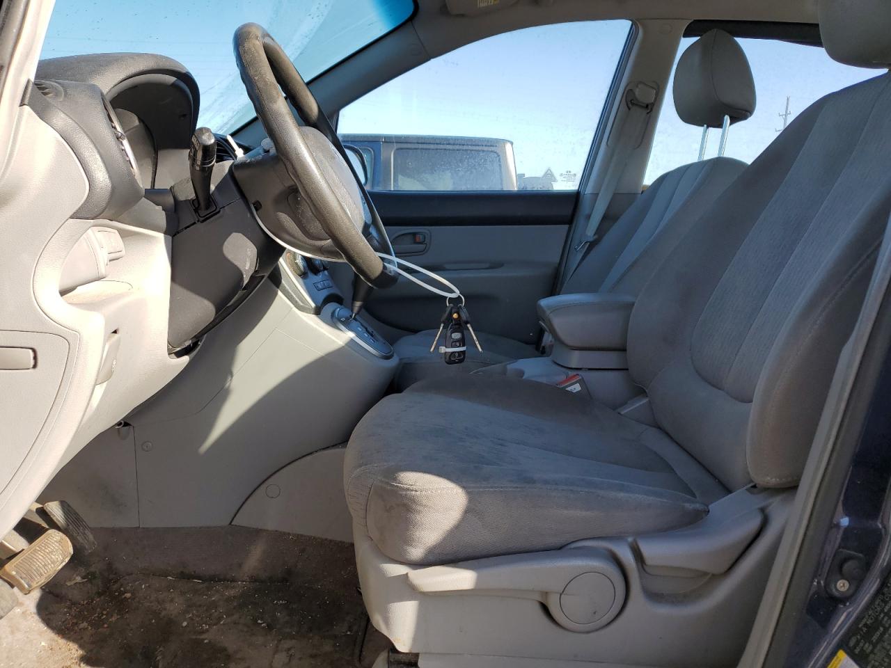 2007 Kia Rondo - Image 7