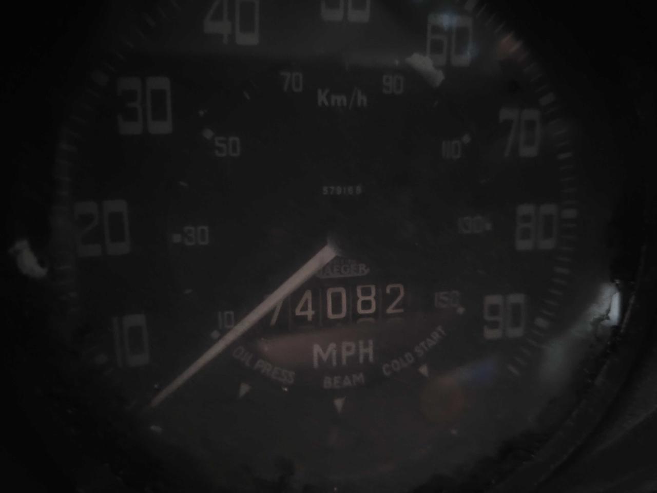 1974 Land Rover Defender VIN: 25903238B Lot: 88708425