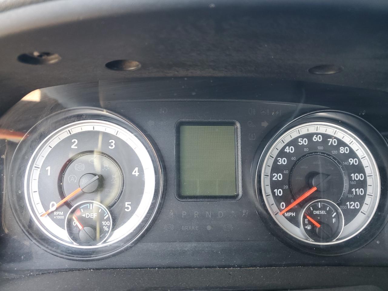 2016 RAM 2500 - Image 9