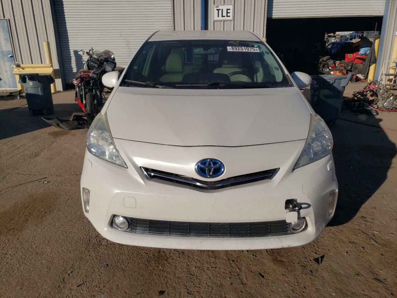 2012 Toyota Prius - Image 5