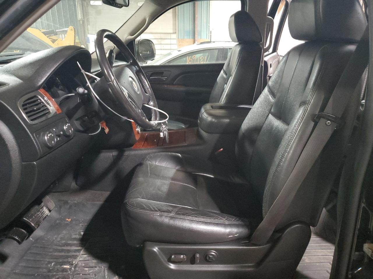 2008 Chevrolet Tahoe - Image 7