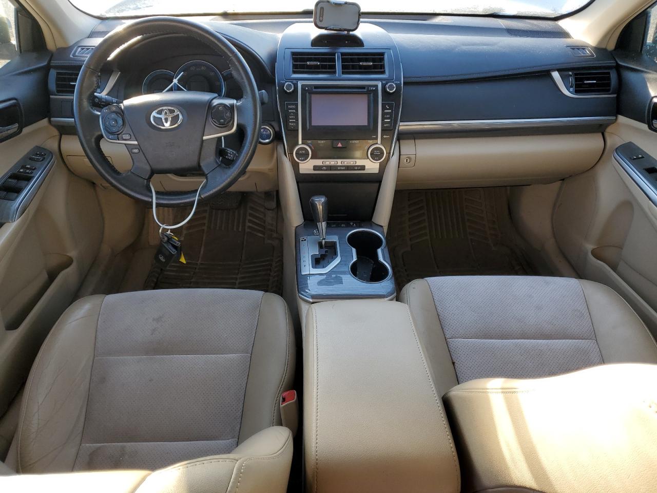 2012 Toyota Camry - Image 8