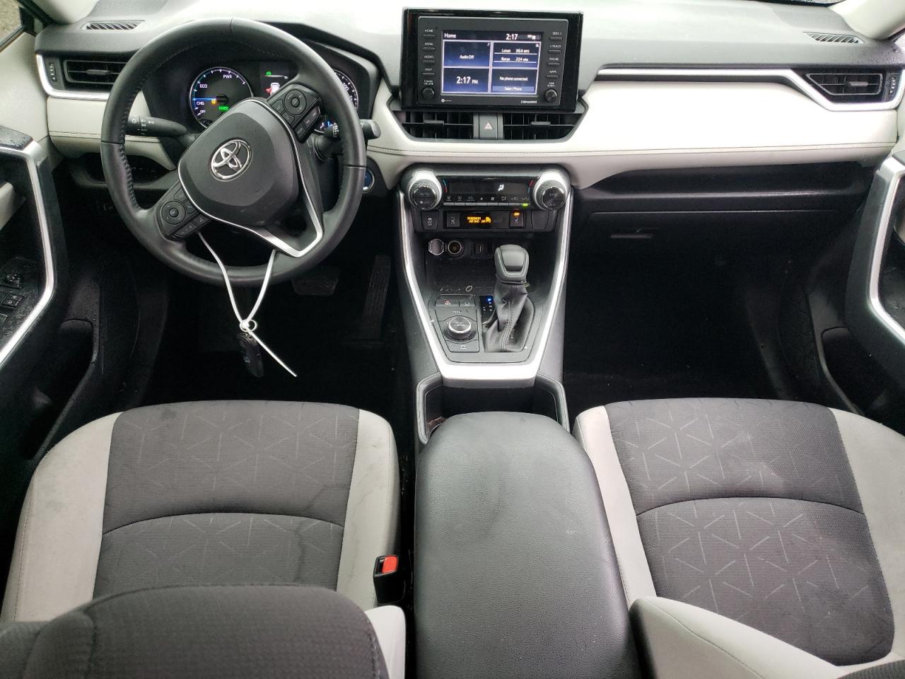 2022 Toyota RAV 4 - Image 8