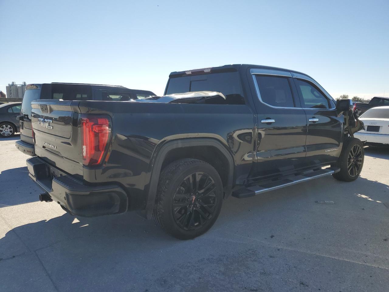 2020 GMC Sierra - Image 3