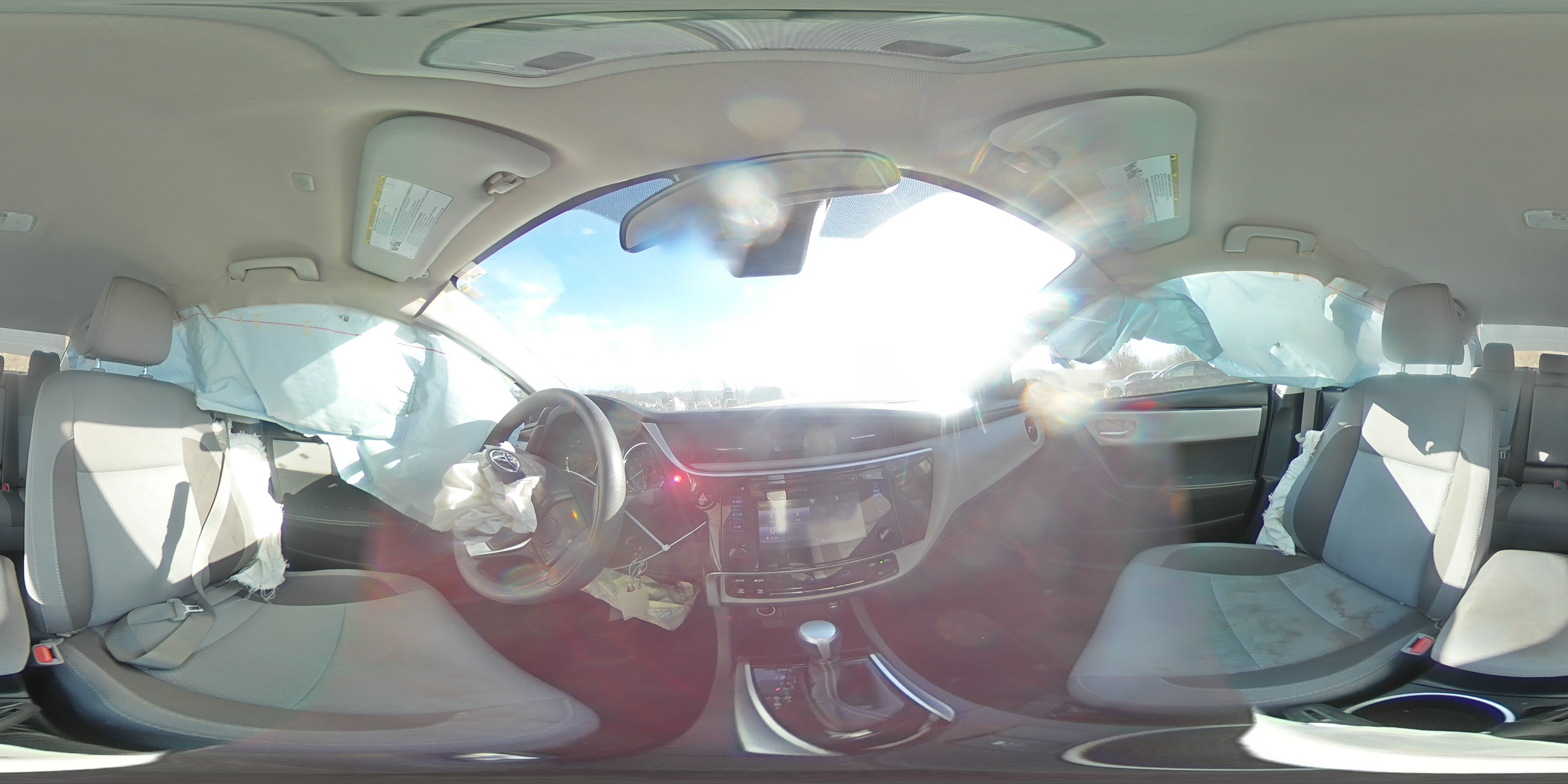 2018 Toyota Corolla - Image 15