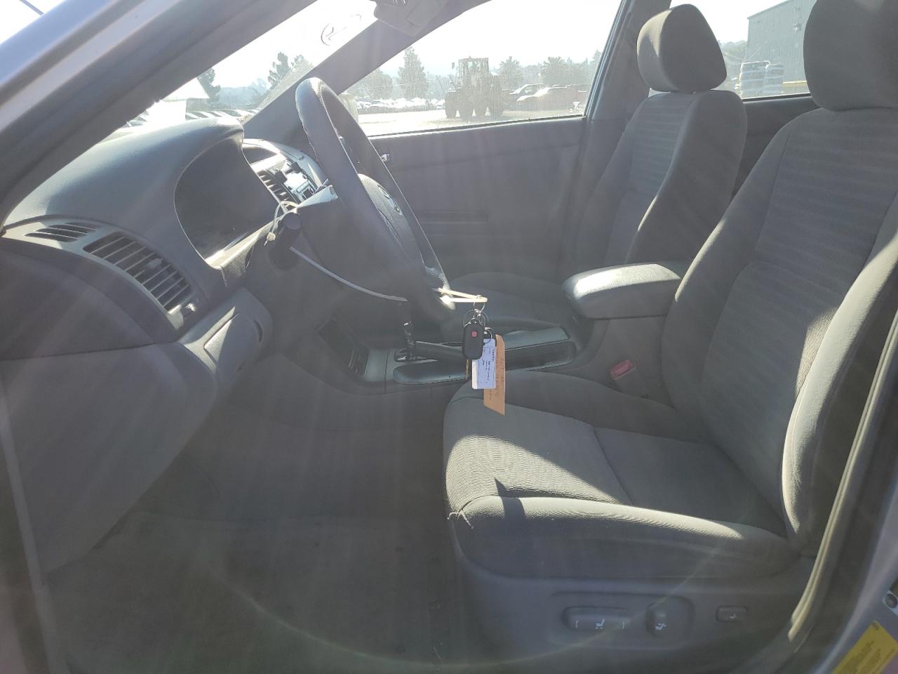 2005 Toyota Camry - Image 7