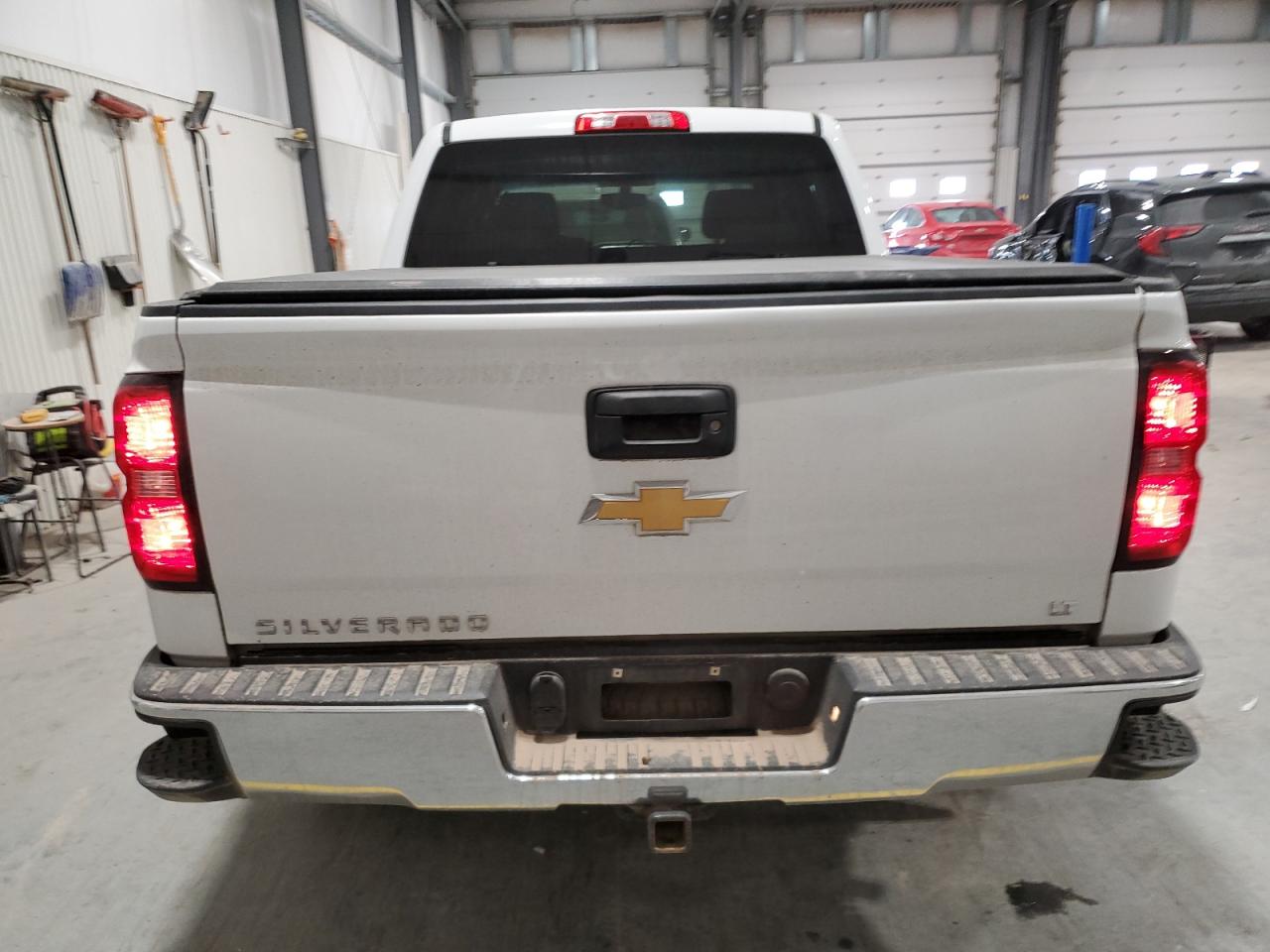 2014 Chevrolet Silverado - Image 6