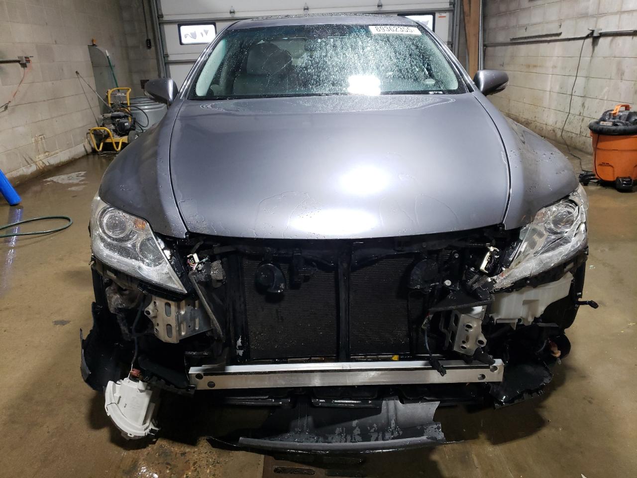 2012 Lexus LS - Image 5