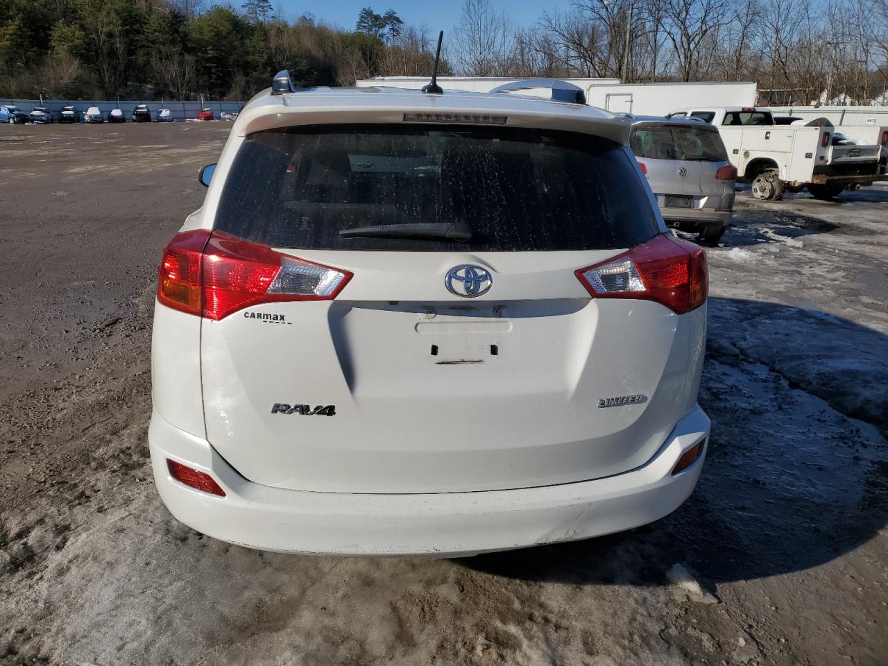 2015 Toyota RAV 4 - Image 6