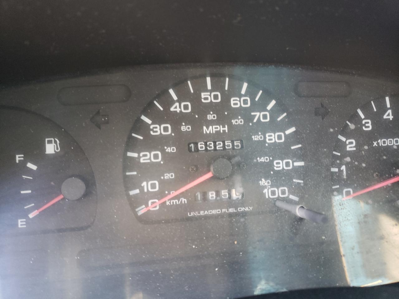 1997 Nissan Titan - Image 9