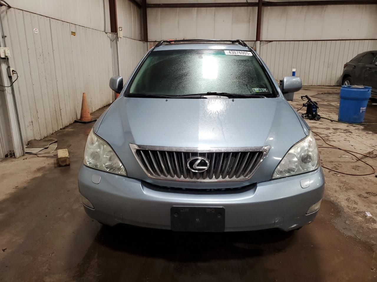 2009 Lexus RX - Image 5