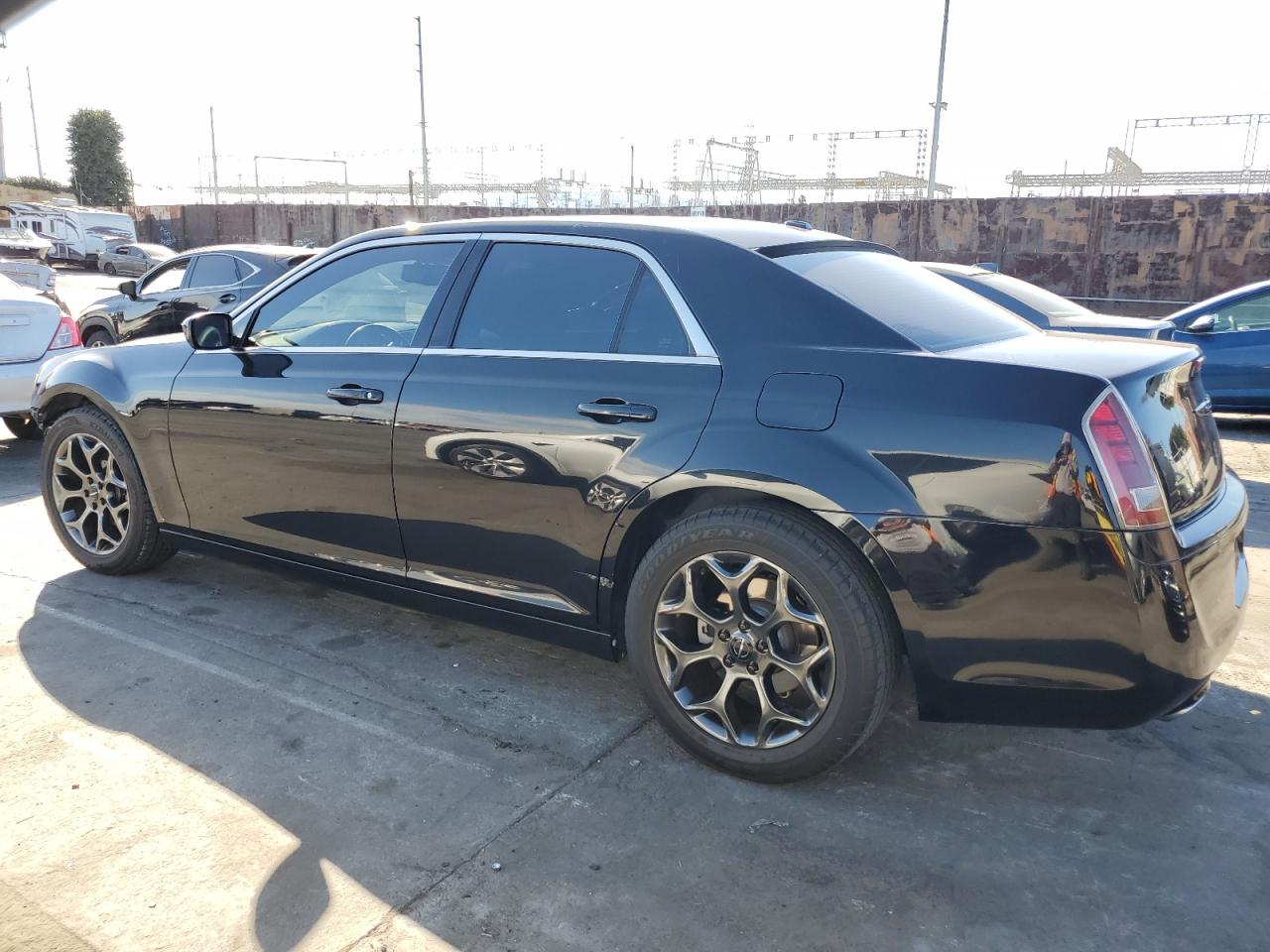 VIN 2C3CCAAG0DH605678 2013 CHRYSLER 300 no.2