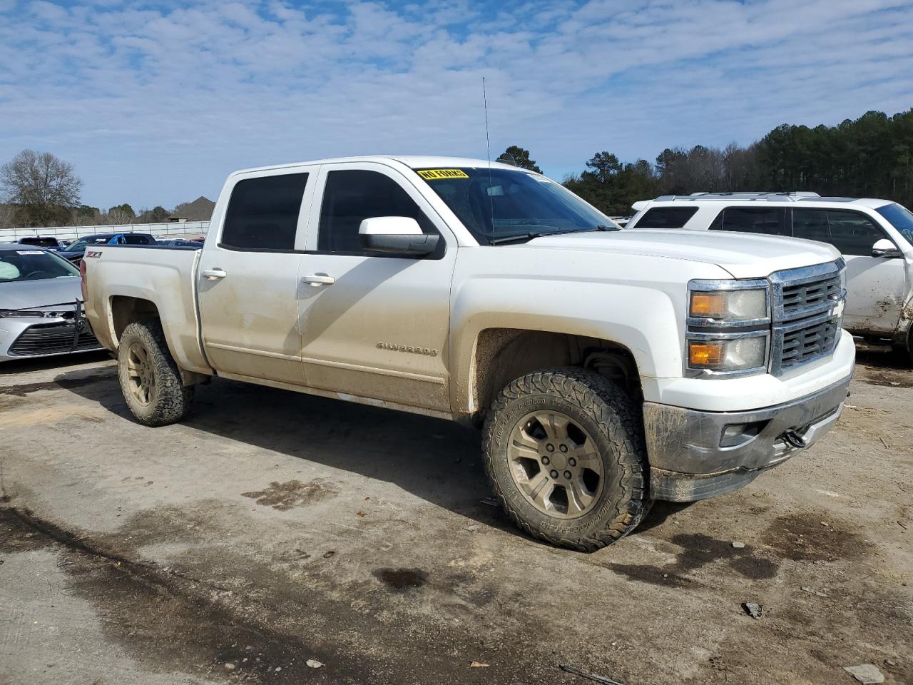 2015 Chevrolet Silverado - Image 4