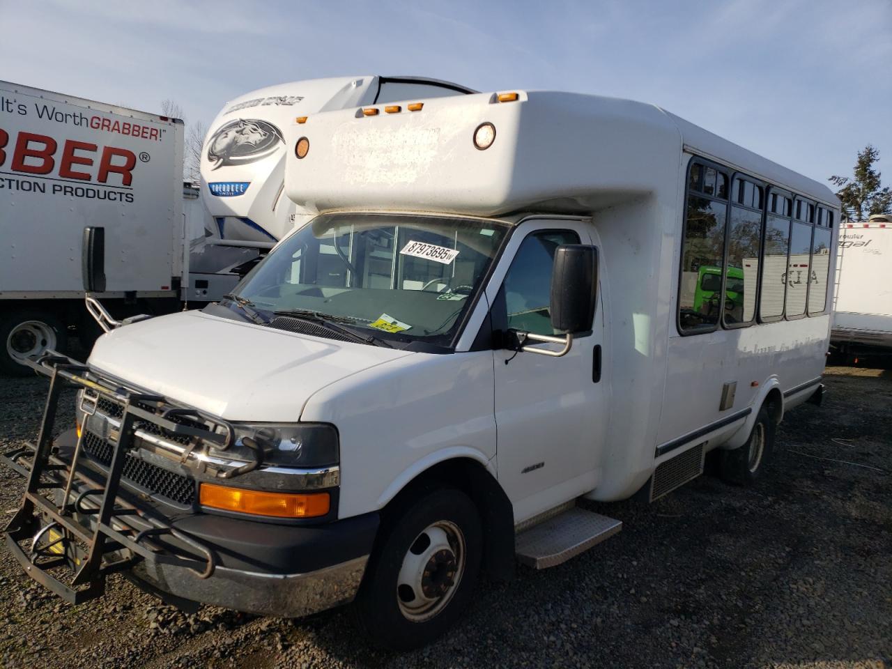 2014 Chevrolet Express - Image 9