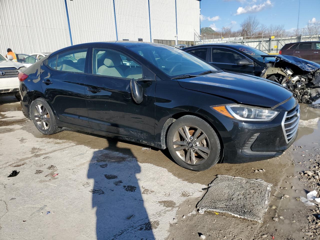 2017 Hyundai Elantra - Image 4