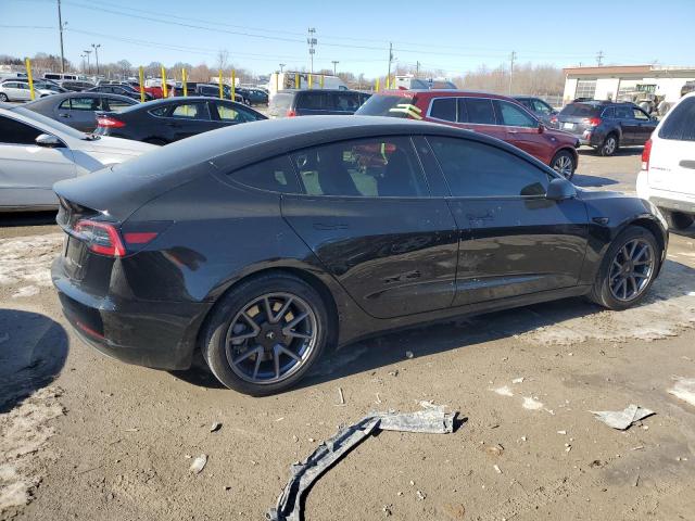  TESLA MODEL 3 2023 Czarny