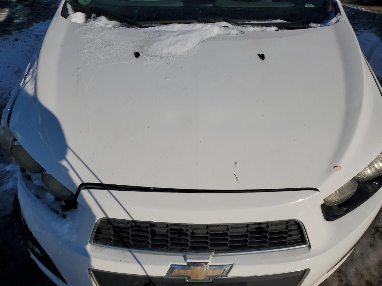 2015 Chevrolet Sonic - Image 11